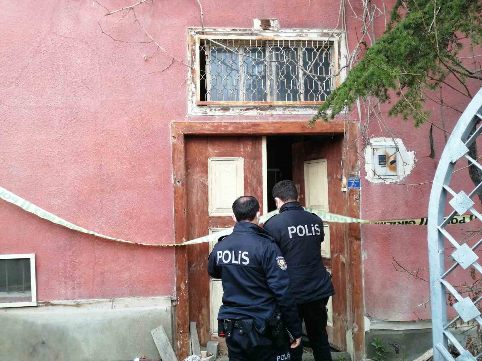 Niksar’da yalnız yaşayan adam evinde ölü bulundu