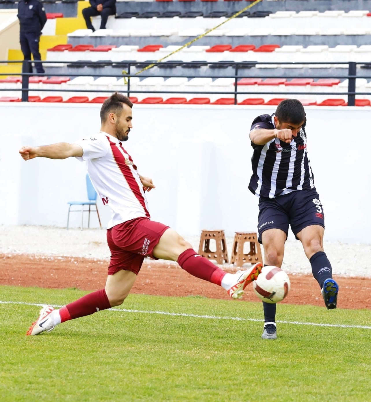 TFF 2. Lig: 68 Aksaray Belediyespor: 3 - İneg&ouml;lspor: 0
