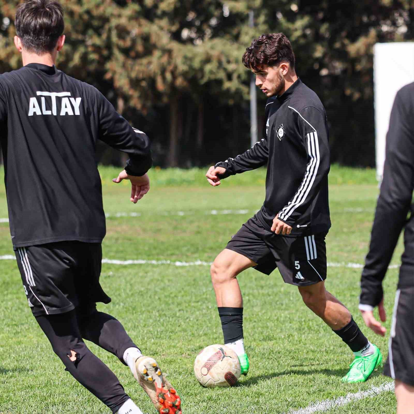 Altay, iki maç sonra evinde kaybetti
