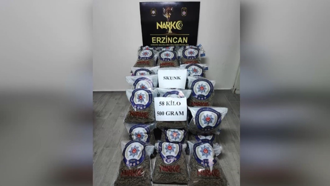 Erzincan&rsquo;da 18 milyon TL değerinde olan 58 kilo 500 gram skunk ele ge&ccedil;irildi
