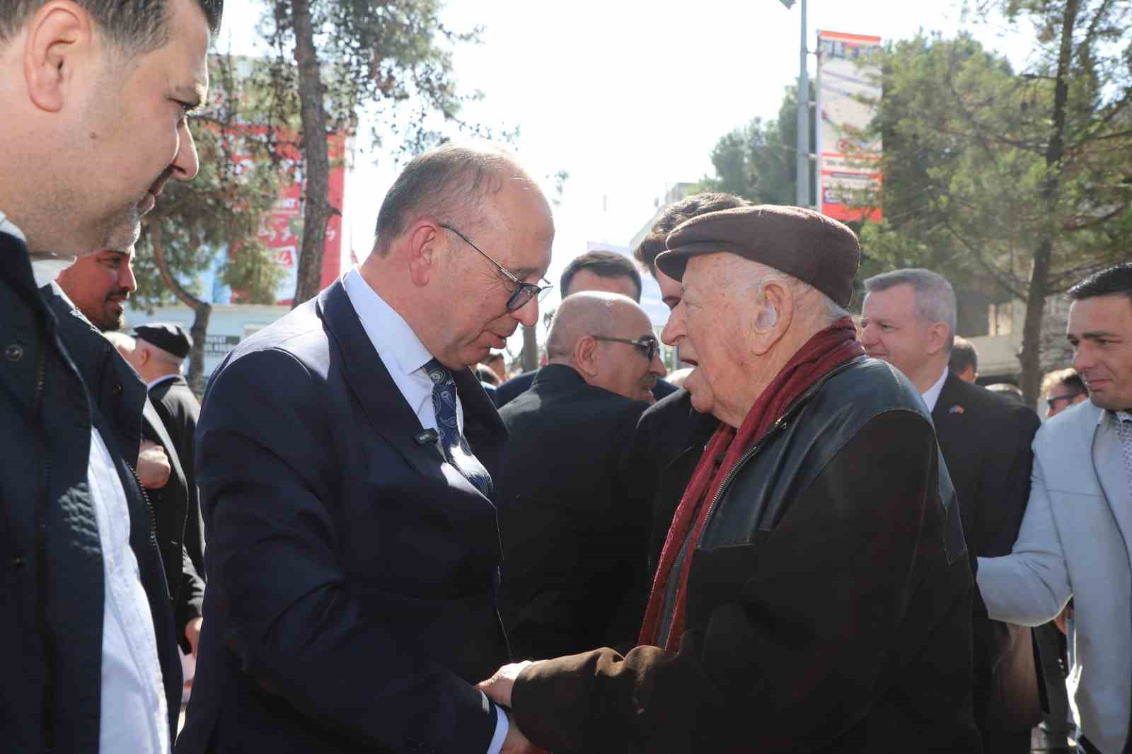 Kosova’nın milli kahramanının ismi Turgutlu’da ölümsüzleşti