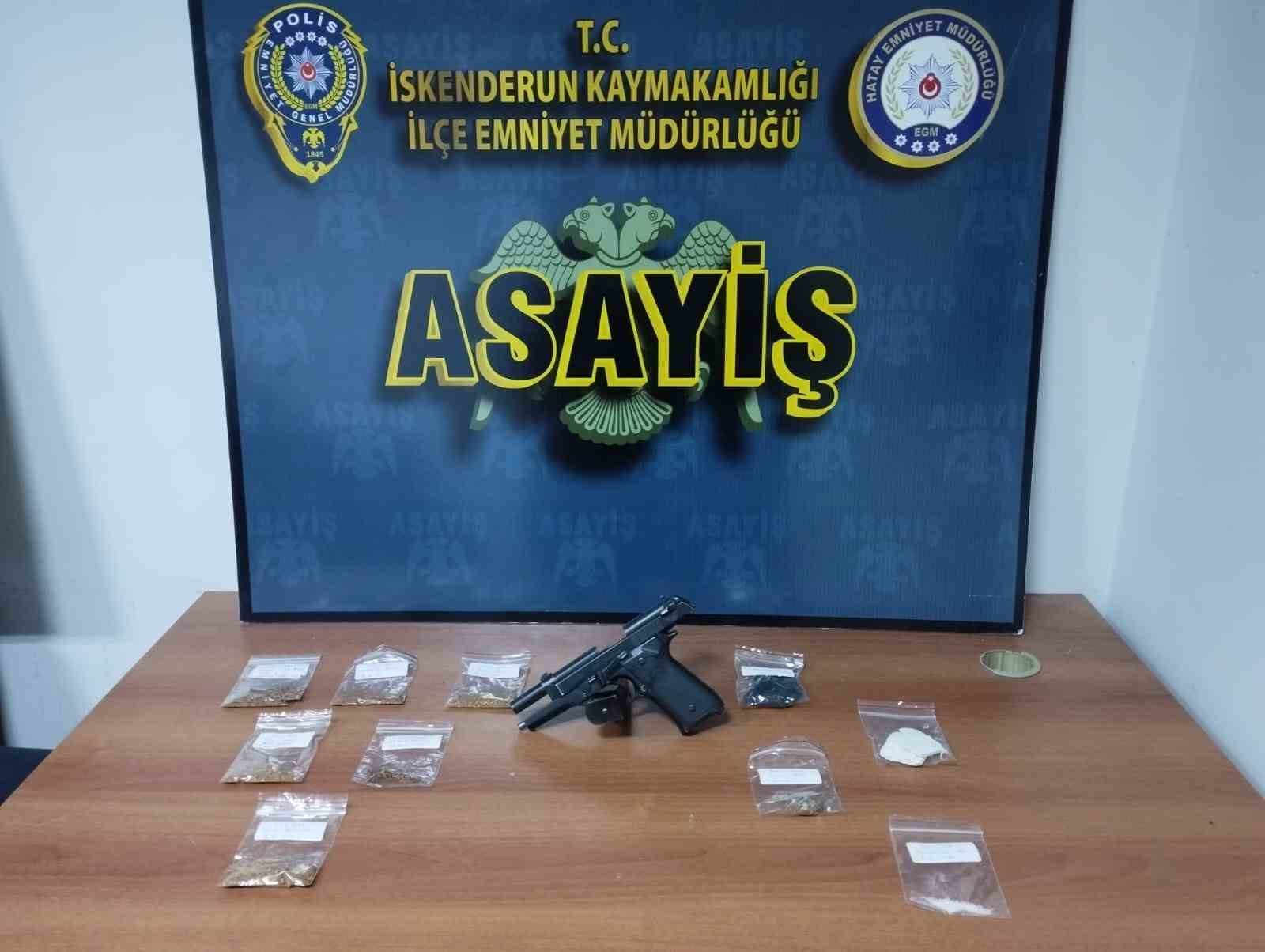 İskenderun’da aranması bulunan 18 şahıs yakalandı