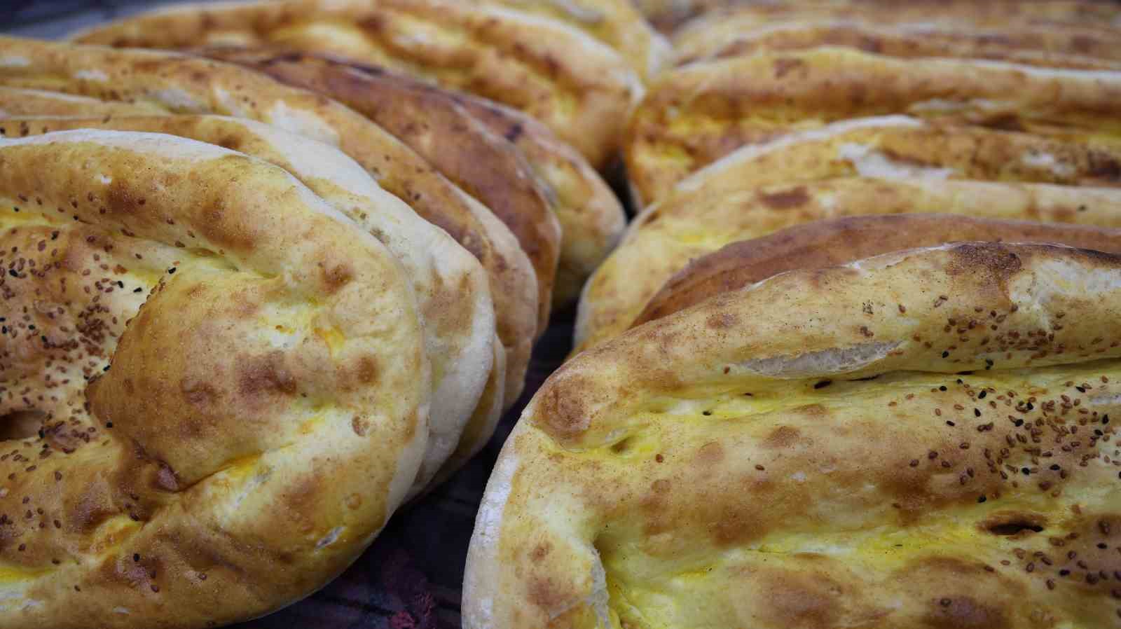 Kırşehir’de Ramazan pidesi 20 lira, fırsatçılara göz açtırılmayacak
