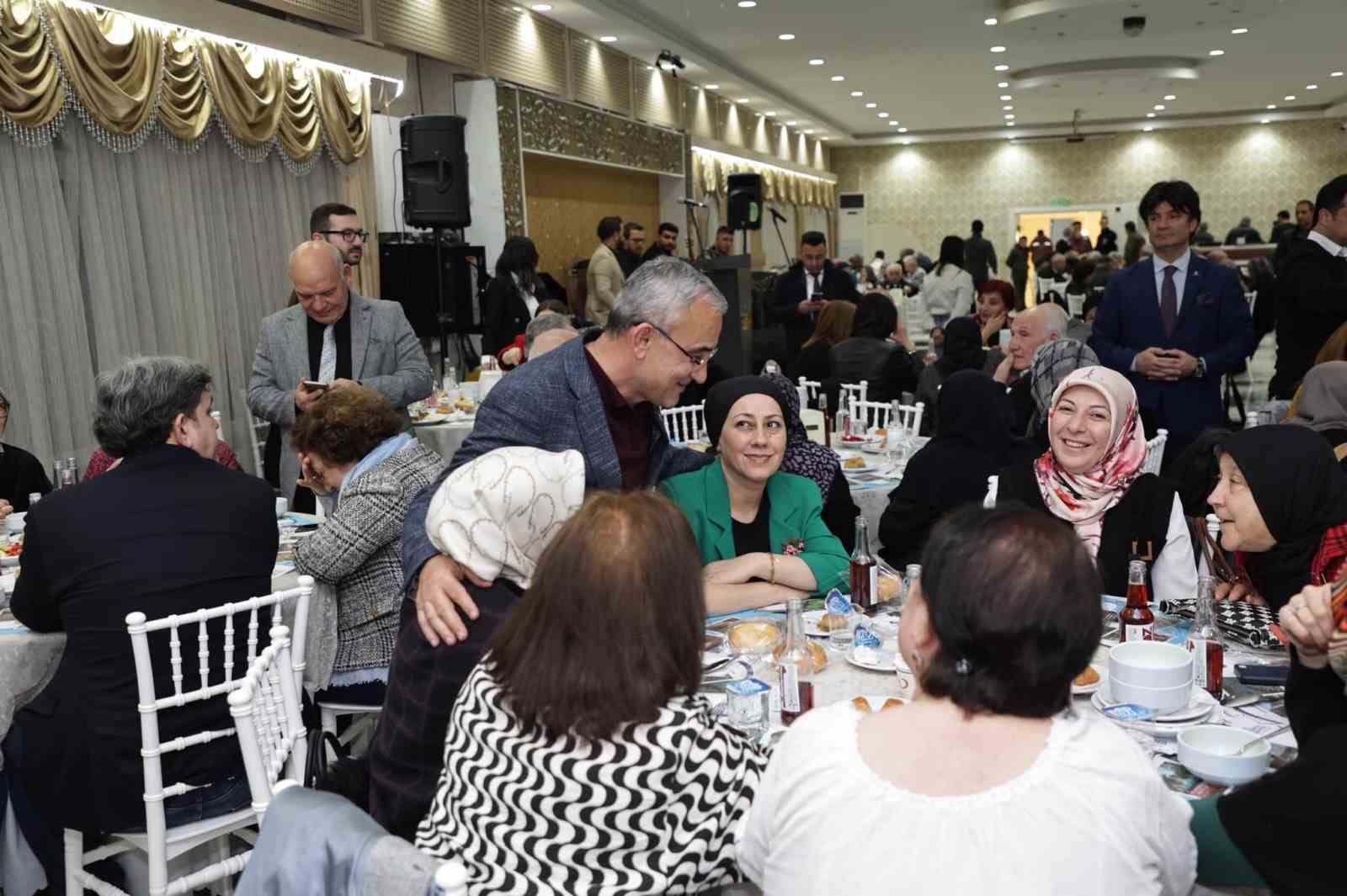 Yarım asırlık mutluluklar bir araya geldi