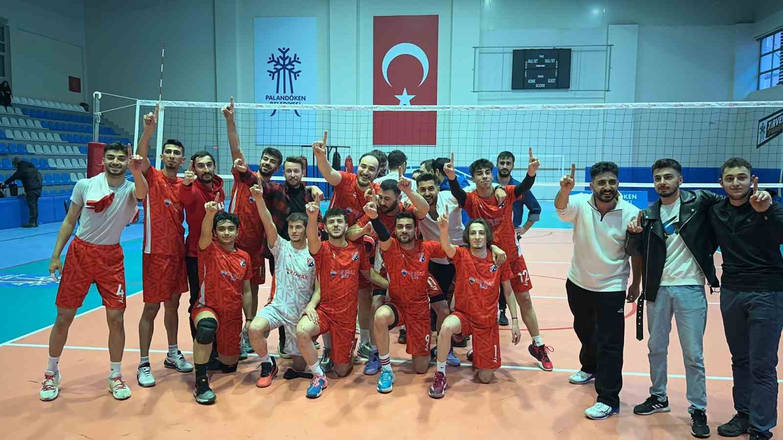 Aşkale Voleybol Takımı bir üst turda