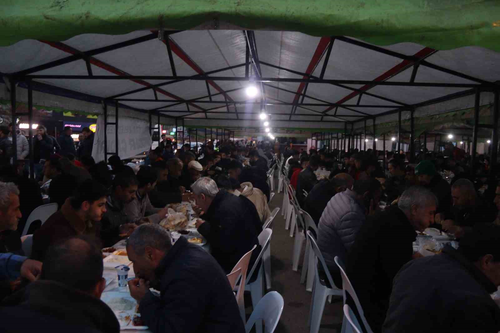 İlk iftar Iğdır’da açıldı