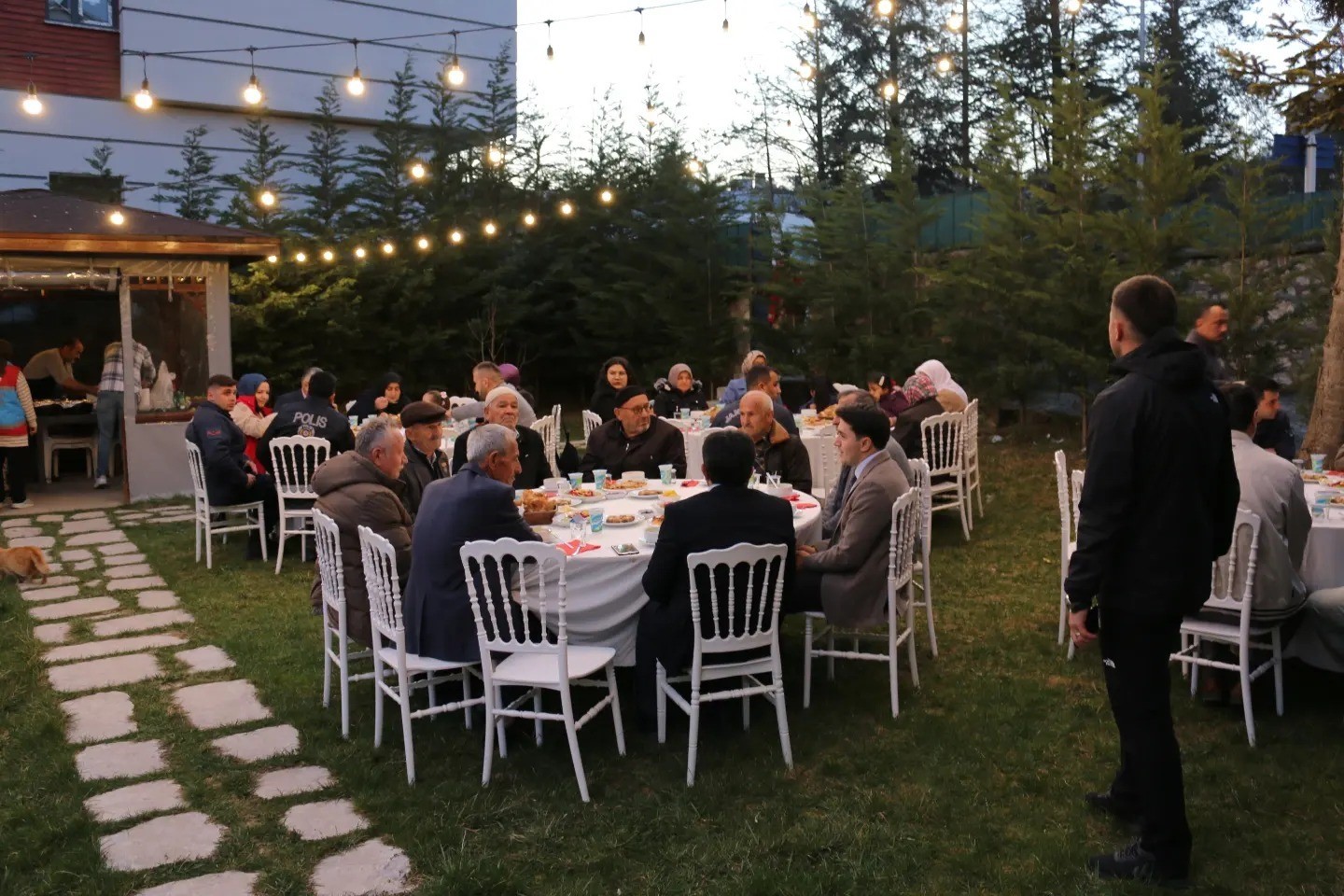 Kaymakam ilk iftarı şahit yakınları ve gazilerle yaptı