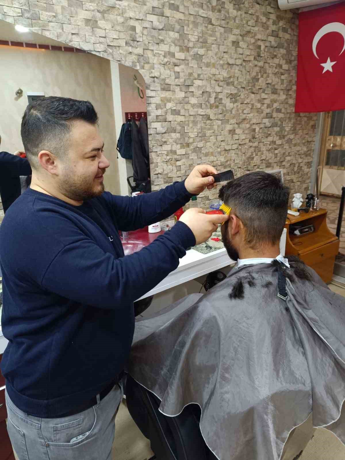 Didim’de berber tarifesi zamlandı