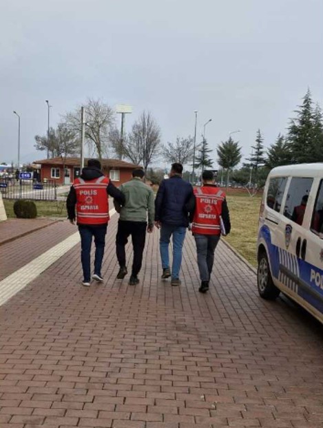 Isparta&rsquo;da &ccedil;eşitli su&ccedil;lardan aranan 108 şahıs yakalandı
