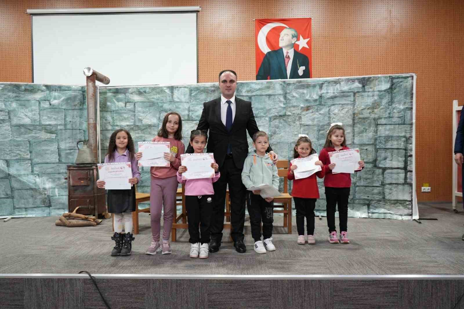Hisarcık&rsquo;ta dereceye giren &ouml;ğrenciler &ouml;d&uuml;llendirildi
