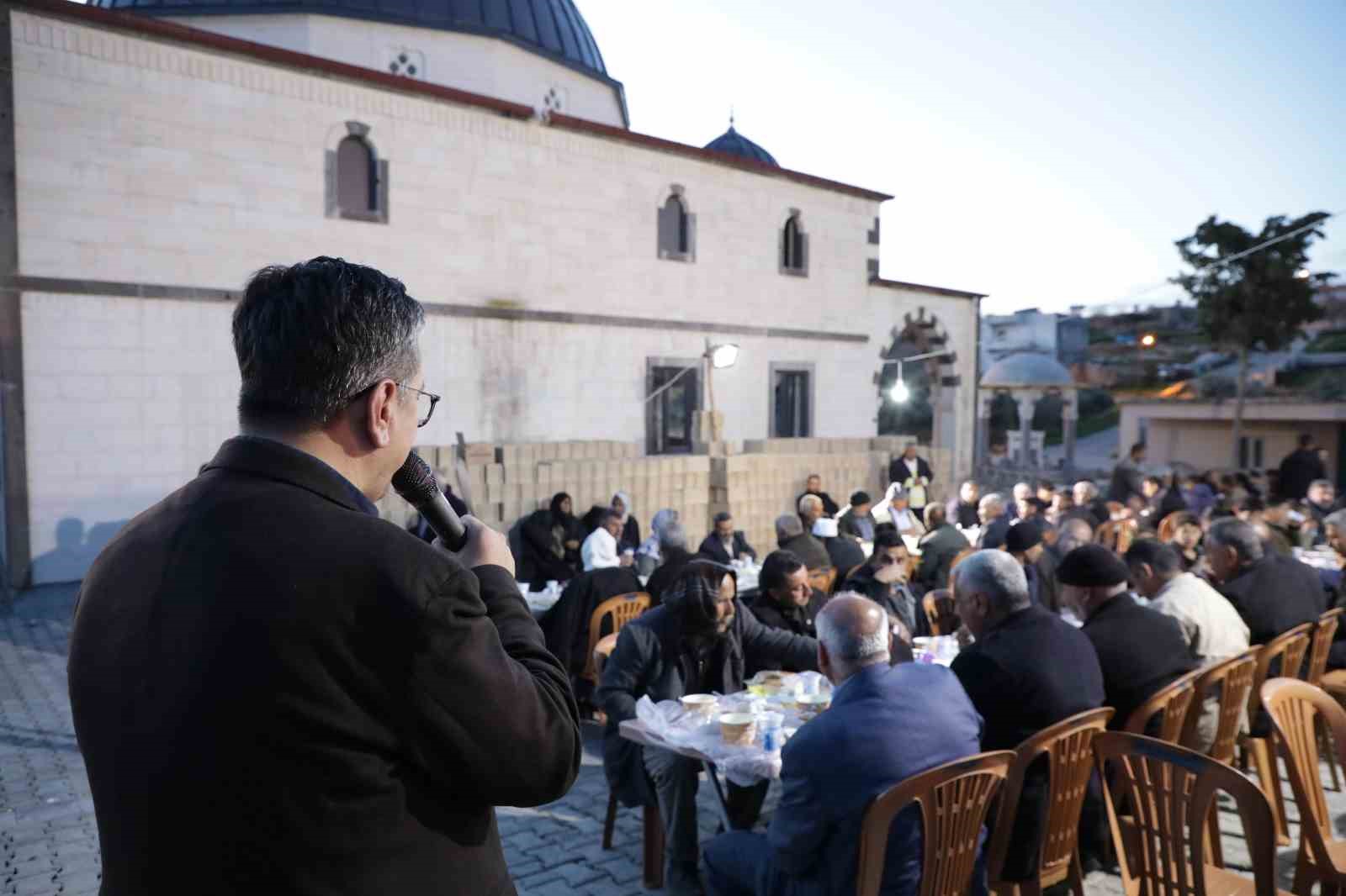 Kırsaldaki vatandaşlar iftarda bir araya geldi
