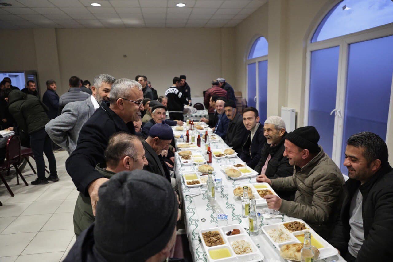 Başkan Işık iftar sofralarında hemşehrileriyle buluştu
