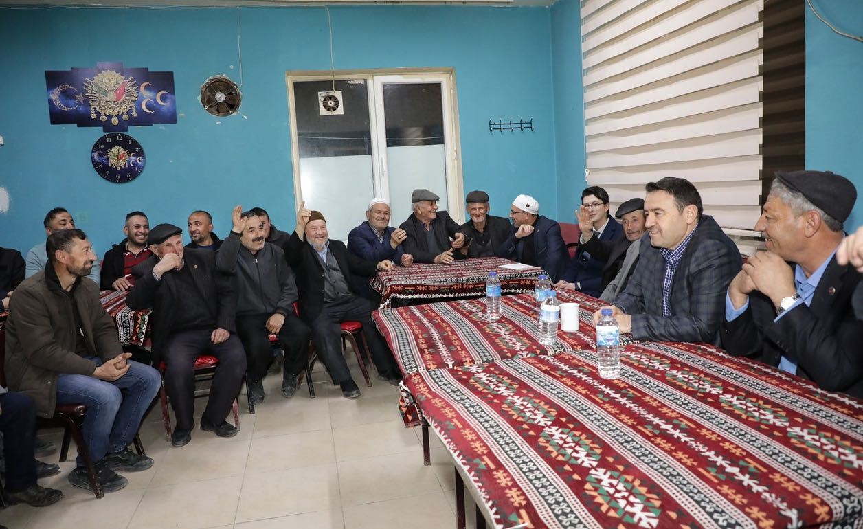 Vali Işın, Ağaçköy sakinleri ile buluştu