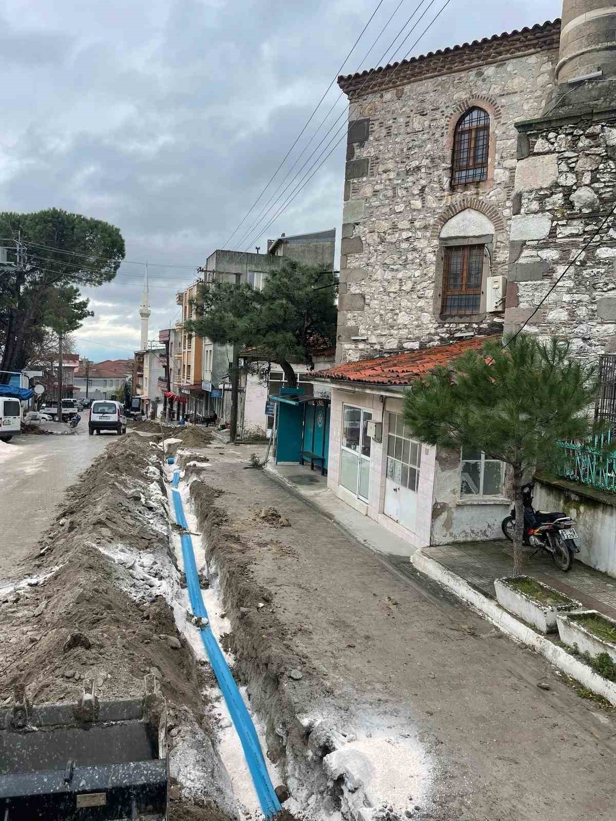 Zeytinliova&rsquo;da altyapı &ccedil;alışmalarında son aşamaya gelindi
