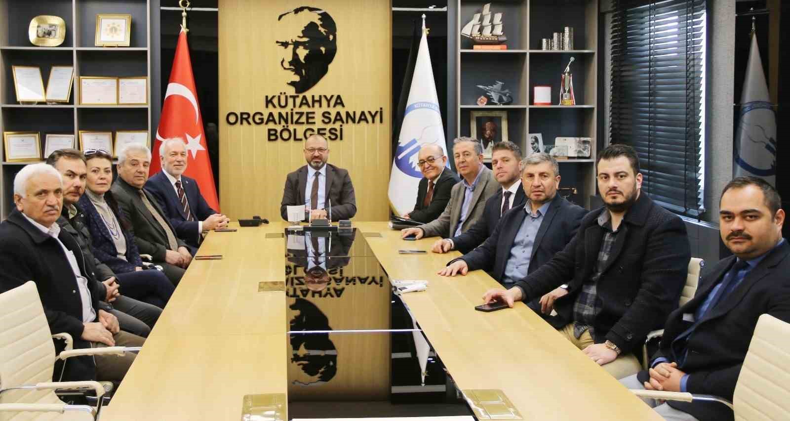 Kamil Saraçoğlu, Kütahya OSB yönetimini ziyaret etti