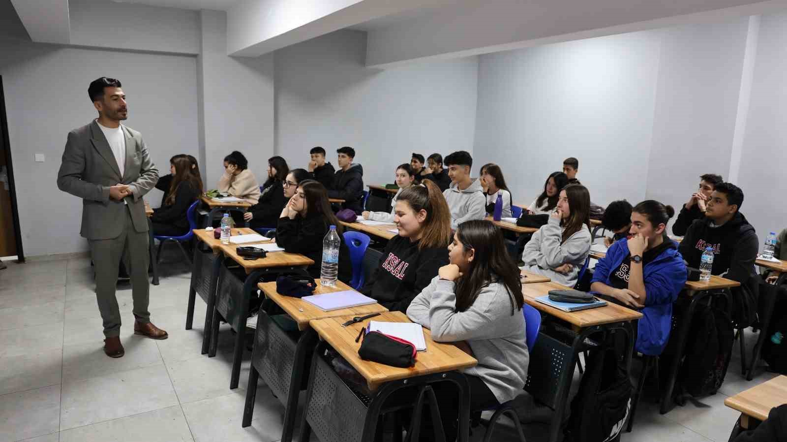 BGC’den lise öğrencilerine seminer