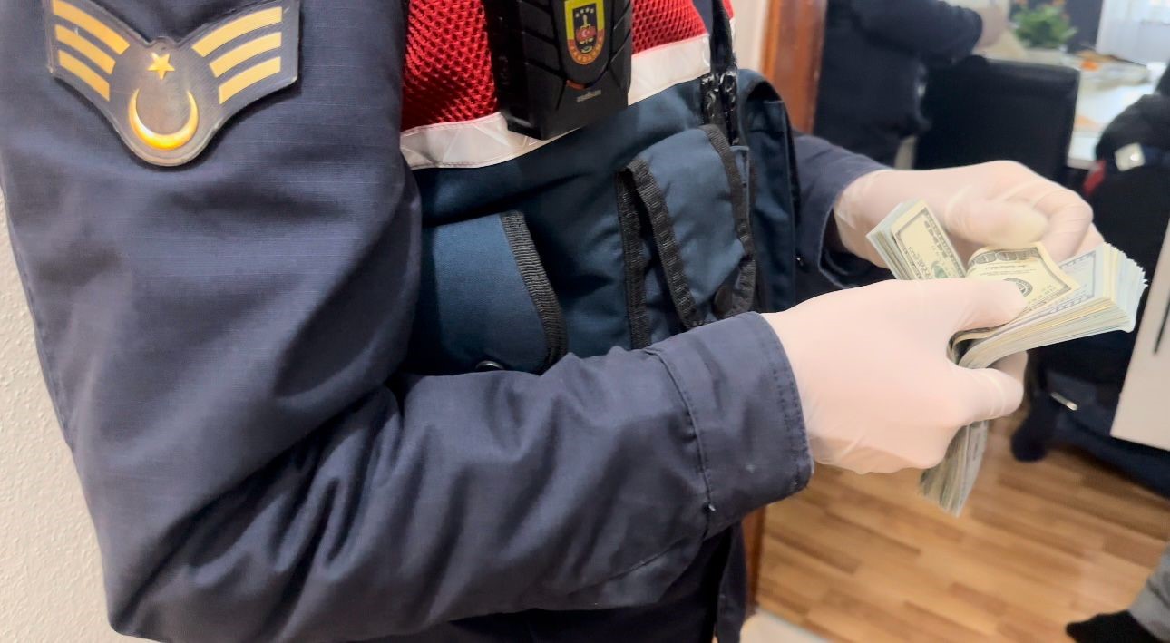 Yozgat jandarması tefecilik ağını &ccedil;&ouml;kertti: 10 g&ouml;zaltı
