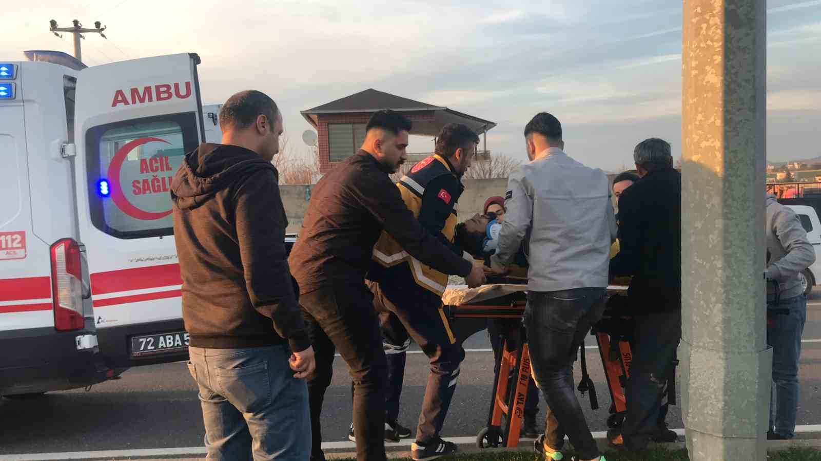Batman’a otomobilin çarptığı motosiklet sürücüsü yaralandı