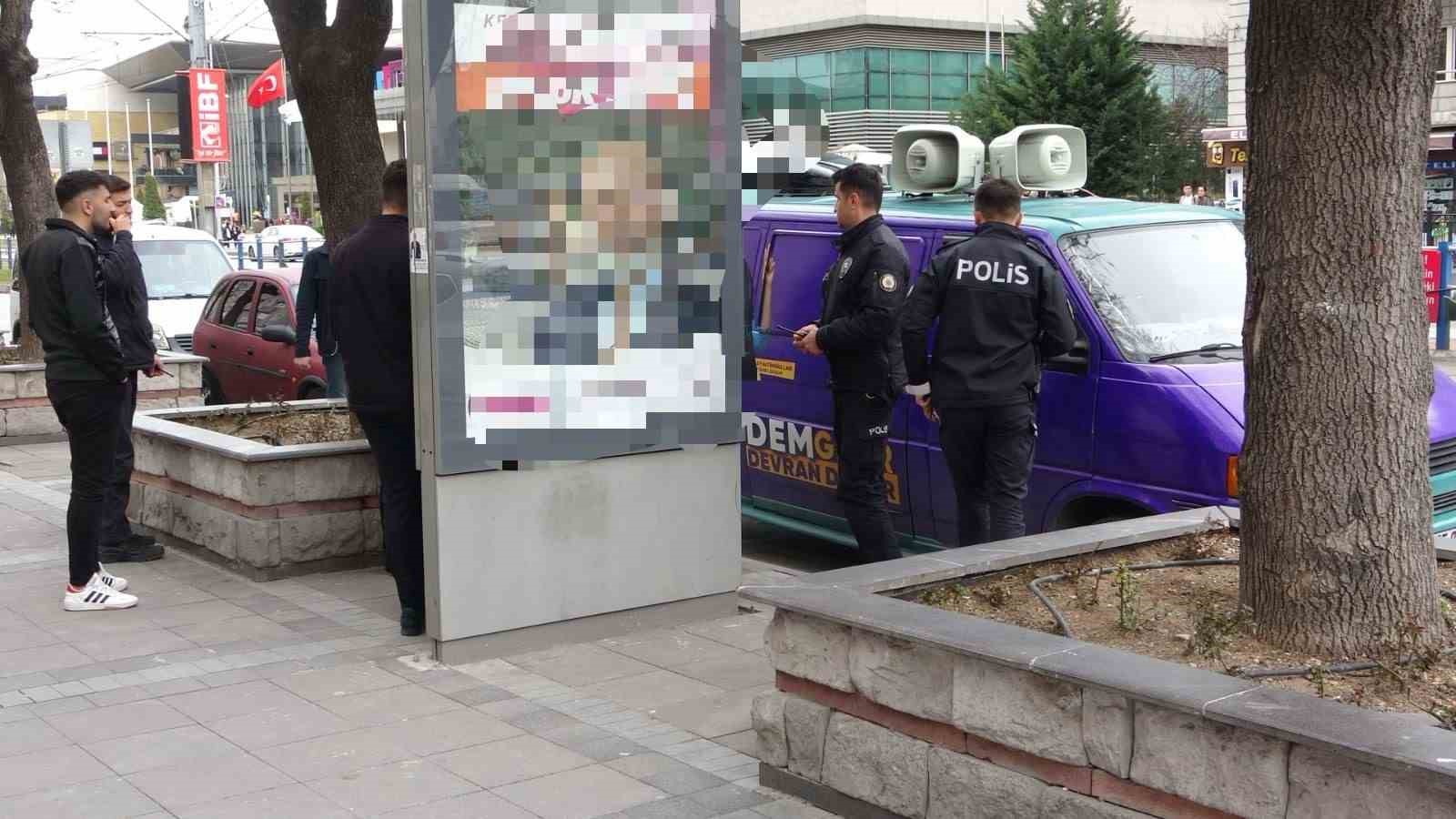 Kayseri’de DEM Parti’nin seçim aracı kurşunlandı