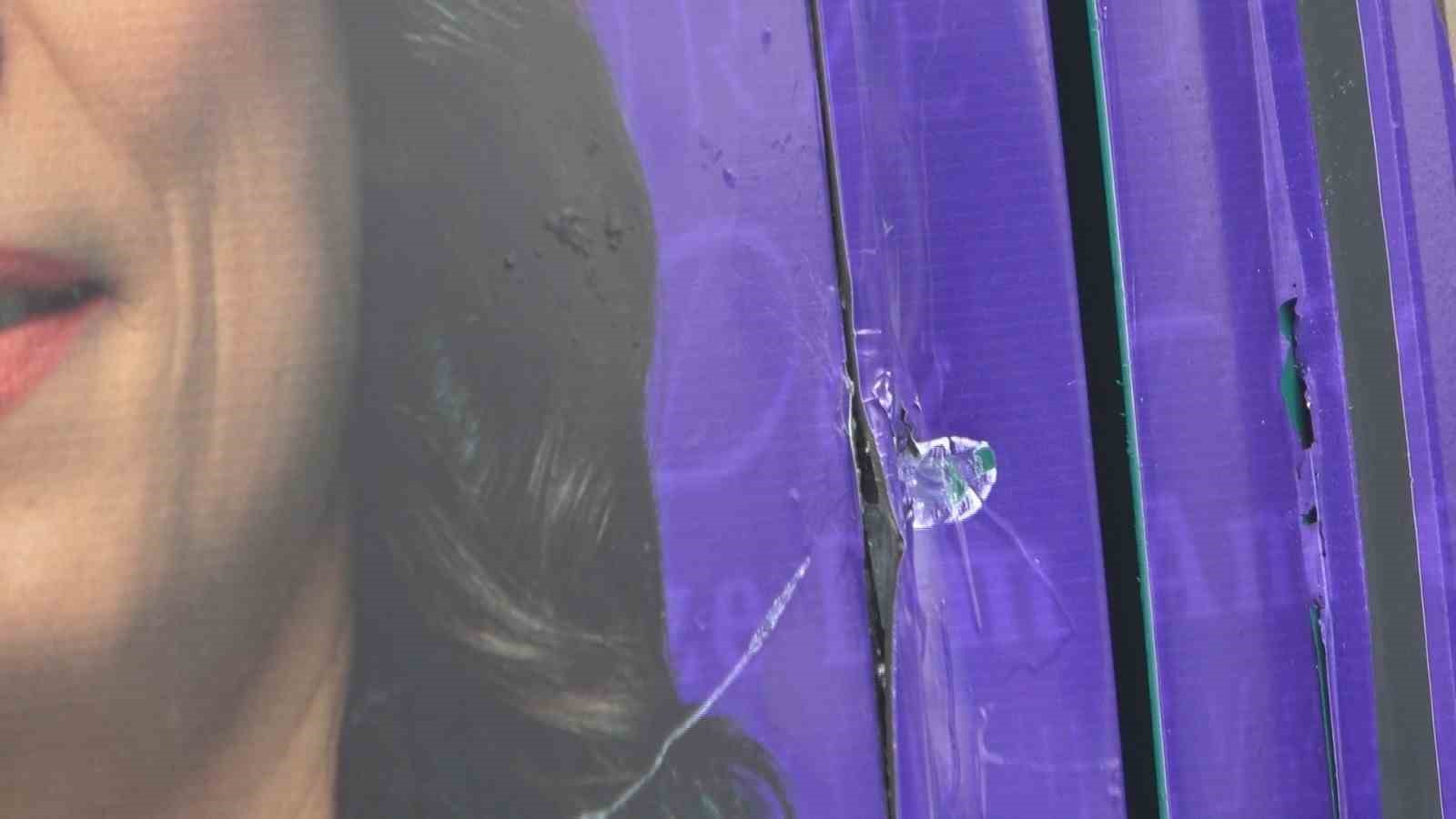 Kayseri&rsquo;de DEM Parti&rsquo;nin se&ccedil;im aracı kurşunlandı
