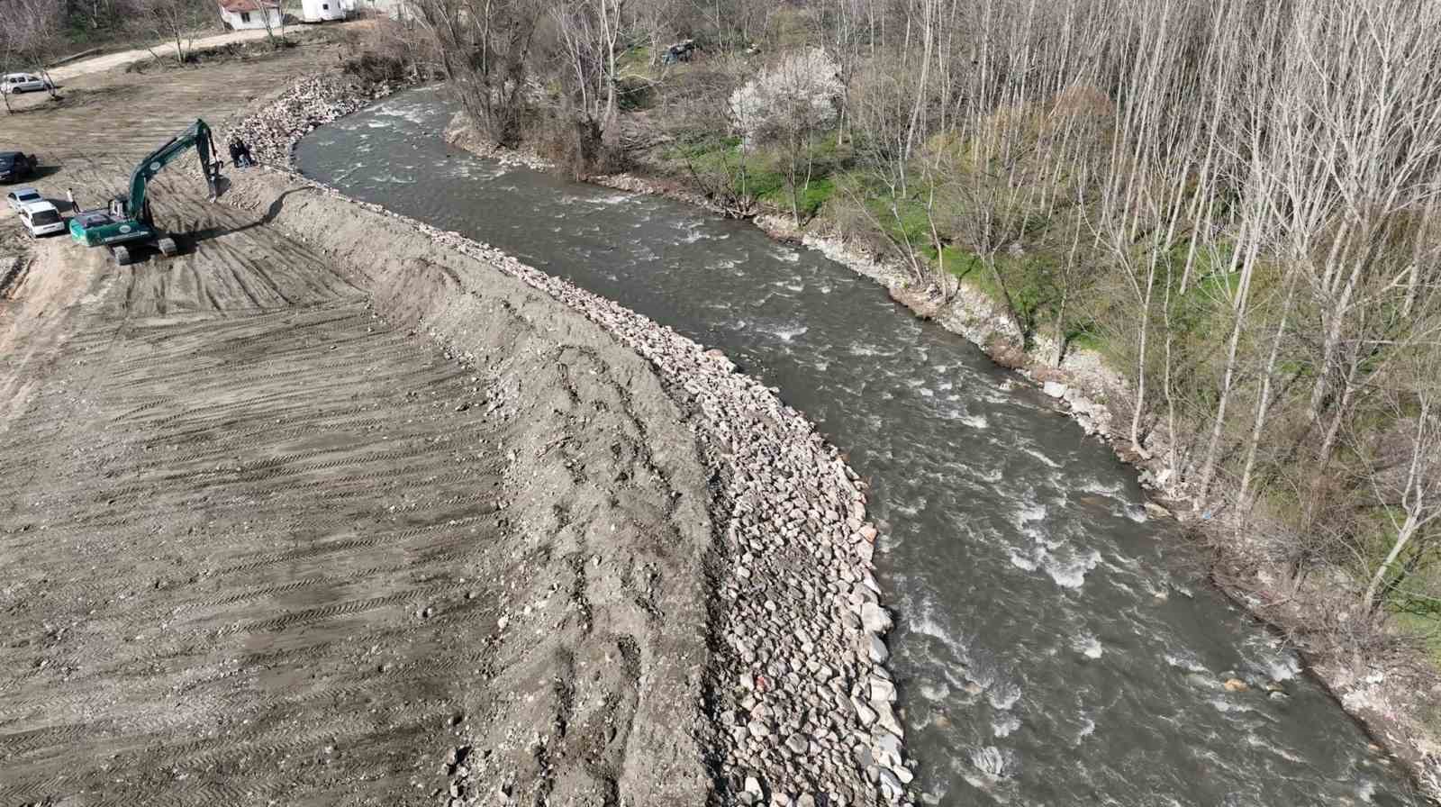 Karasu Deresi taşkın koruma seddi çalışması tamamlandı