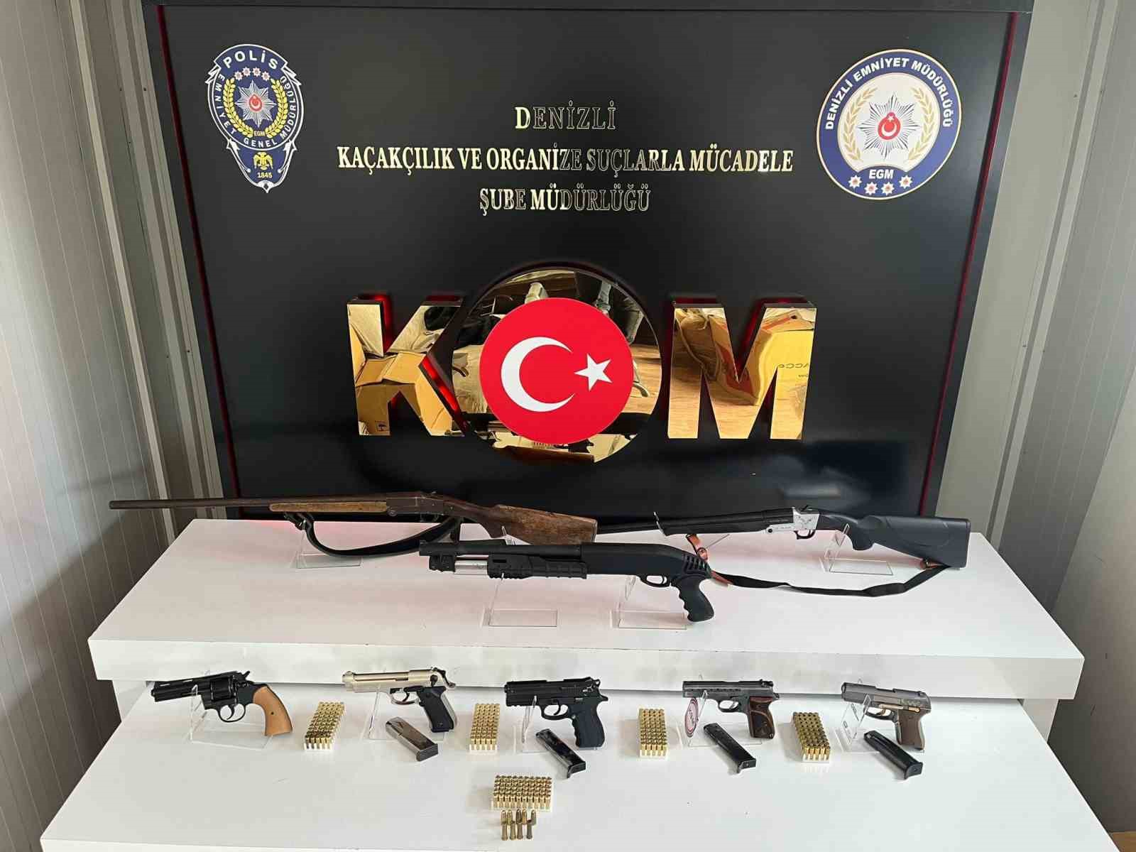 Denizli’de silah kaçakçılığı operasyonu: 3 gözaltı