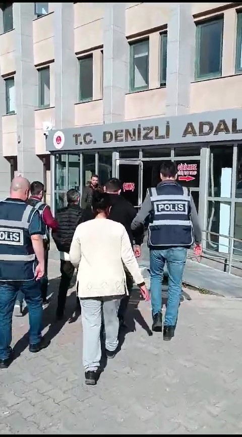 Denizli&rsquo;de kesinleşmiş hapis cezasıyla aranan 3 kişi yakalandı

