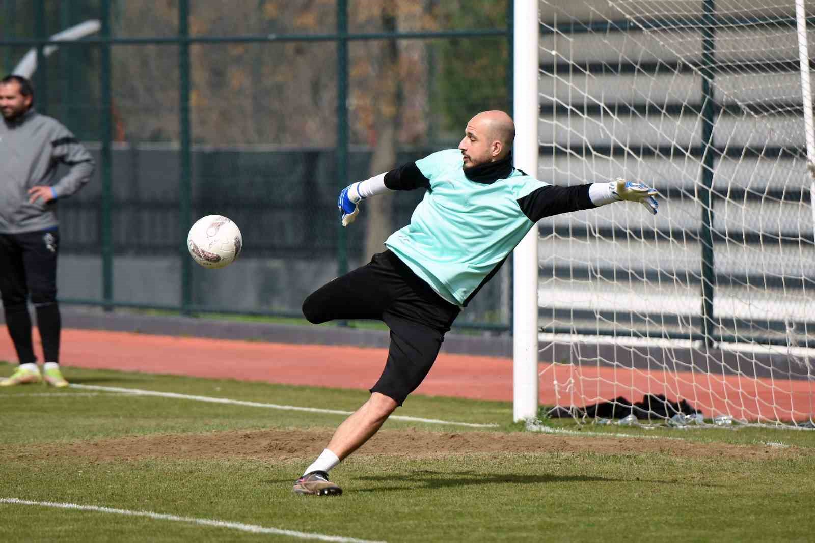 Manisa FK, Çorumspor hazırlıklarını sürdürüyor