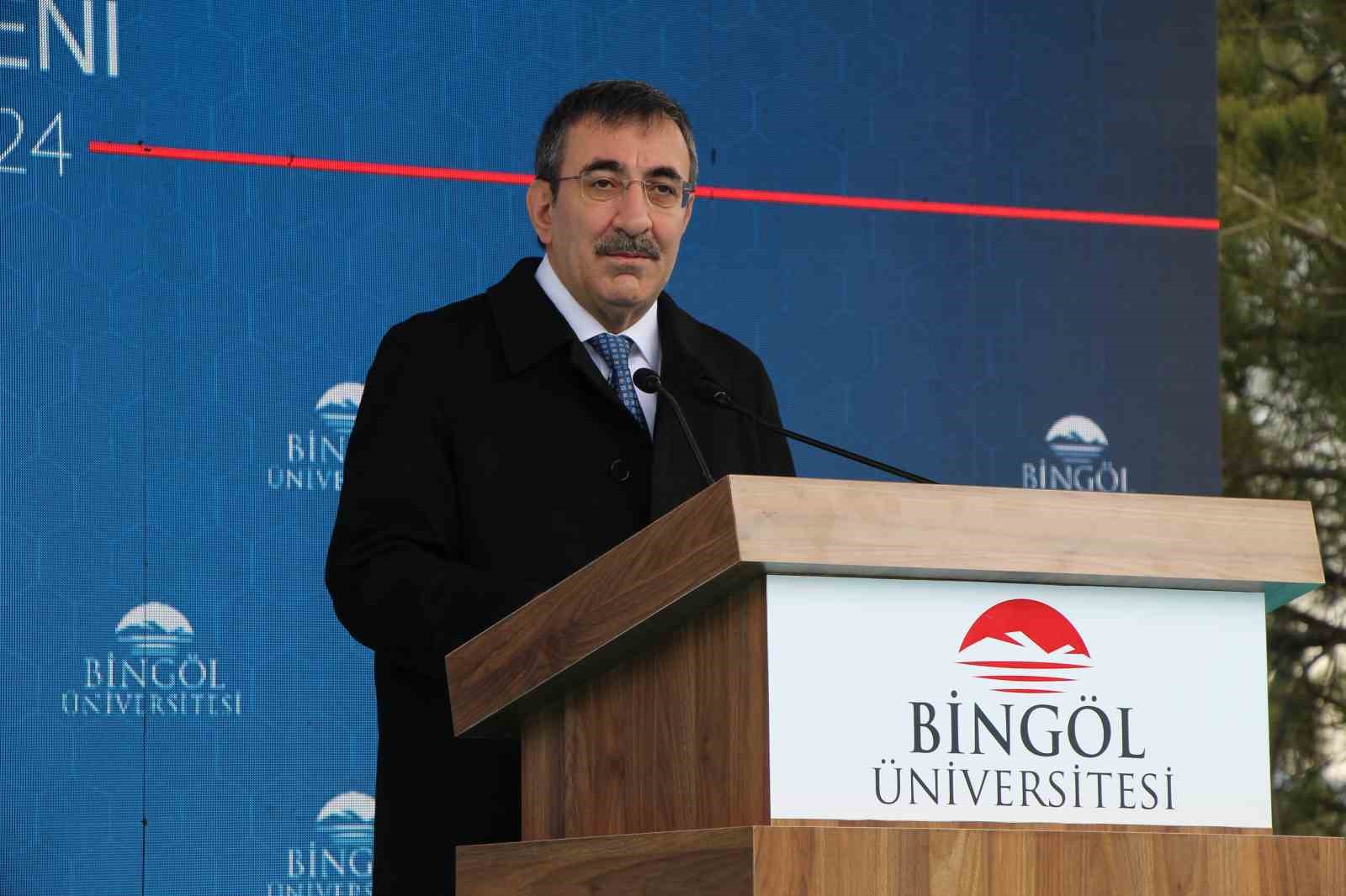 Cumhurbaşkanı Yardımcısı Yılmaz: "Bingöl Üniversitesi arı ve arı ürünleri alanında ihtisaslaşan, uzmanlaşan tek üniversitemizdir”