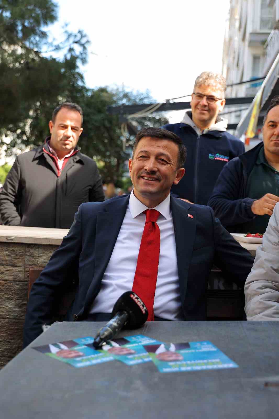 Hamza Dağ’dan taksici esnafına “kamera ve kabin” müjdesi