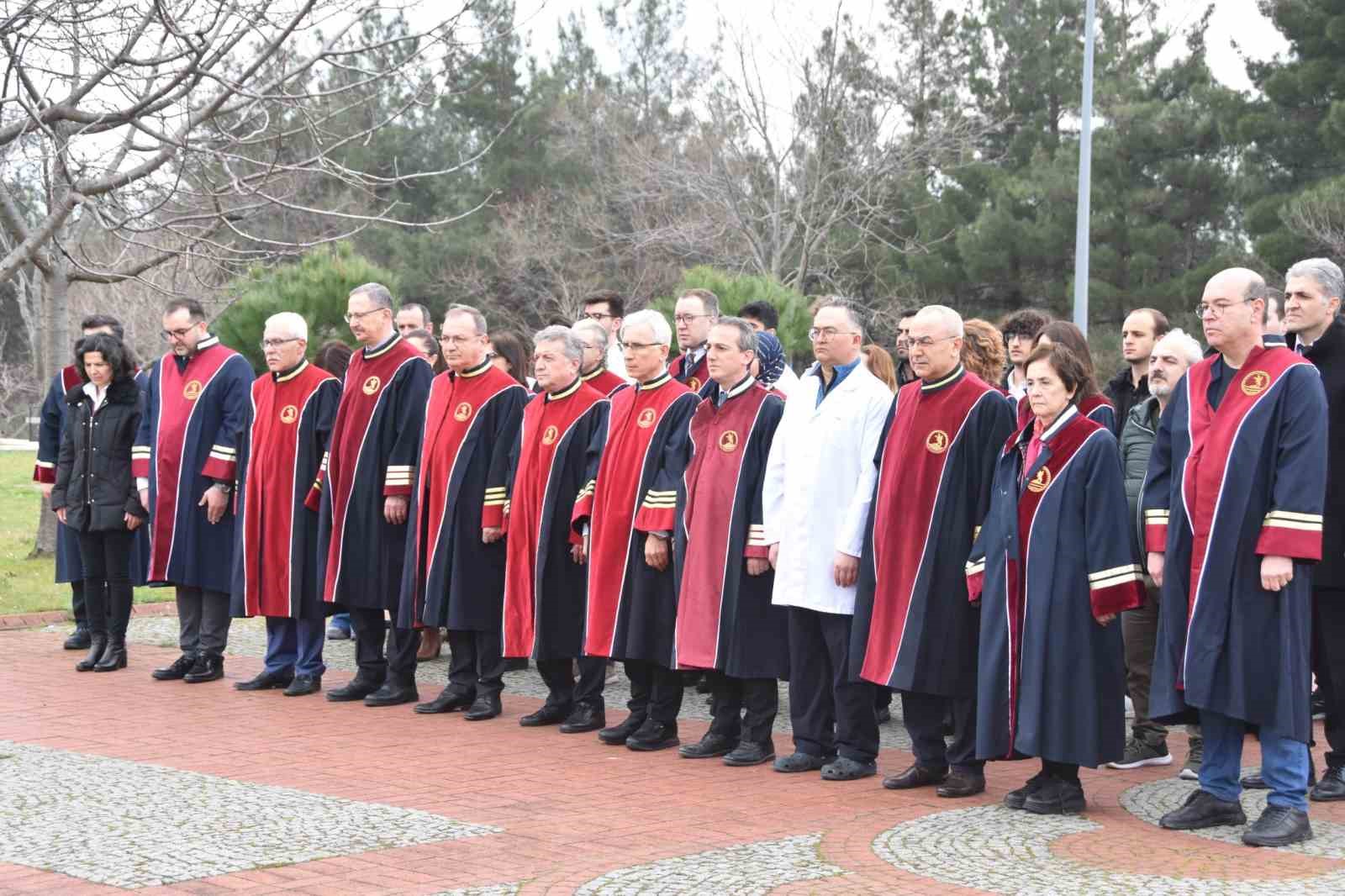 Dekan Çokluk: “Tıp mesleği şefkatin, fedakarlığın ve adanmışlığın sembolüdür”