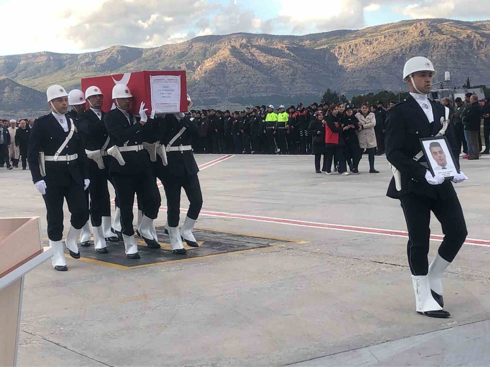 Denizlili şehidin naaşı memleketine getirildi
