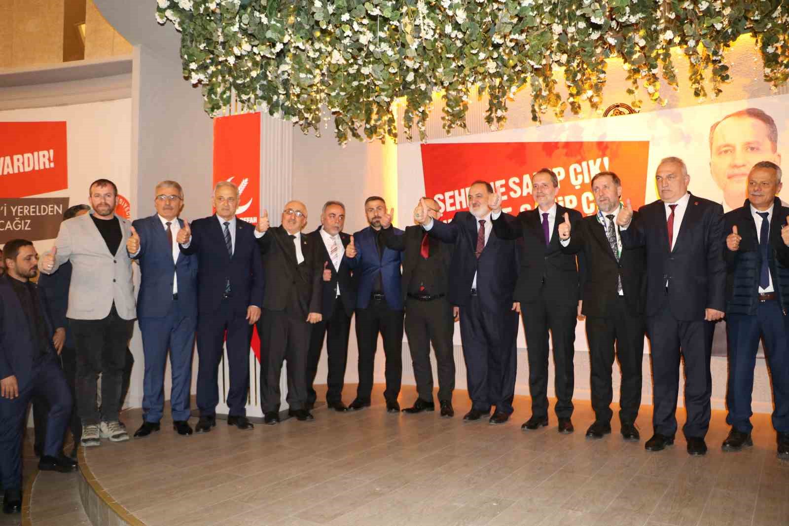 Fatih Erbakan: "Millet CHP&rsquo;ye belediye verdi, 1994&rsquo;te koşa koşa Refah Partisi&rsquo;ne belediyeleri teslim etti"
