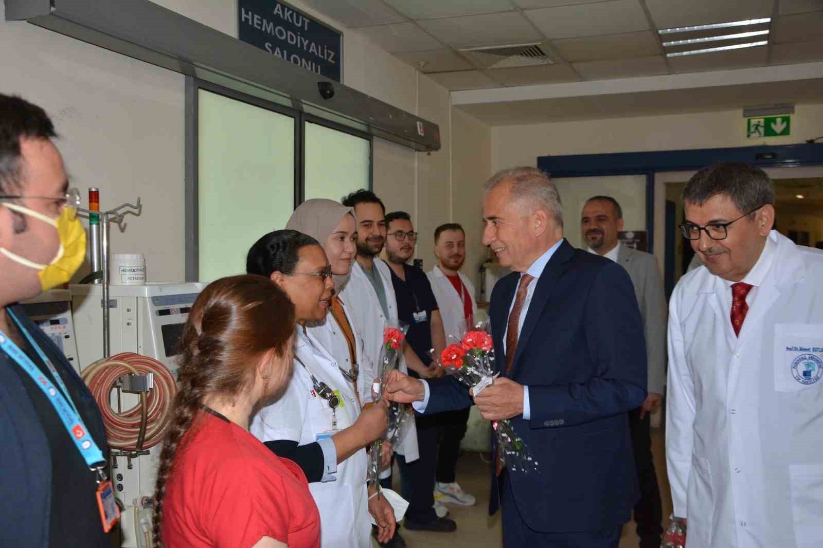 Başkan Zolan sağlık &ccedil;alışanlarının 14 Mart Tıp Bayramını Kutladı
