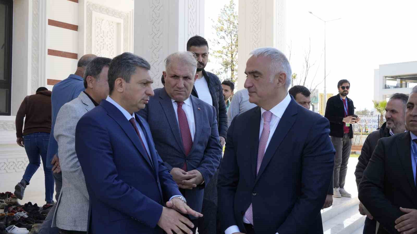 Bakan Ersoy: "Antalya Havalimanı Genişletme Projesi bu yıl tamamlanacak"
