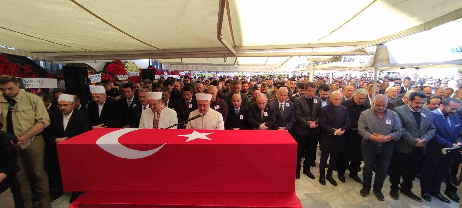 Denizli şehidini ebediyete uğurladı
