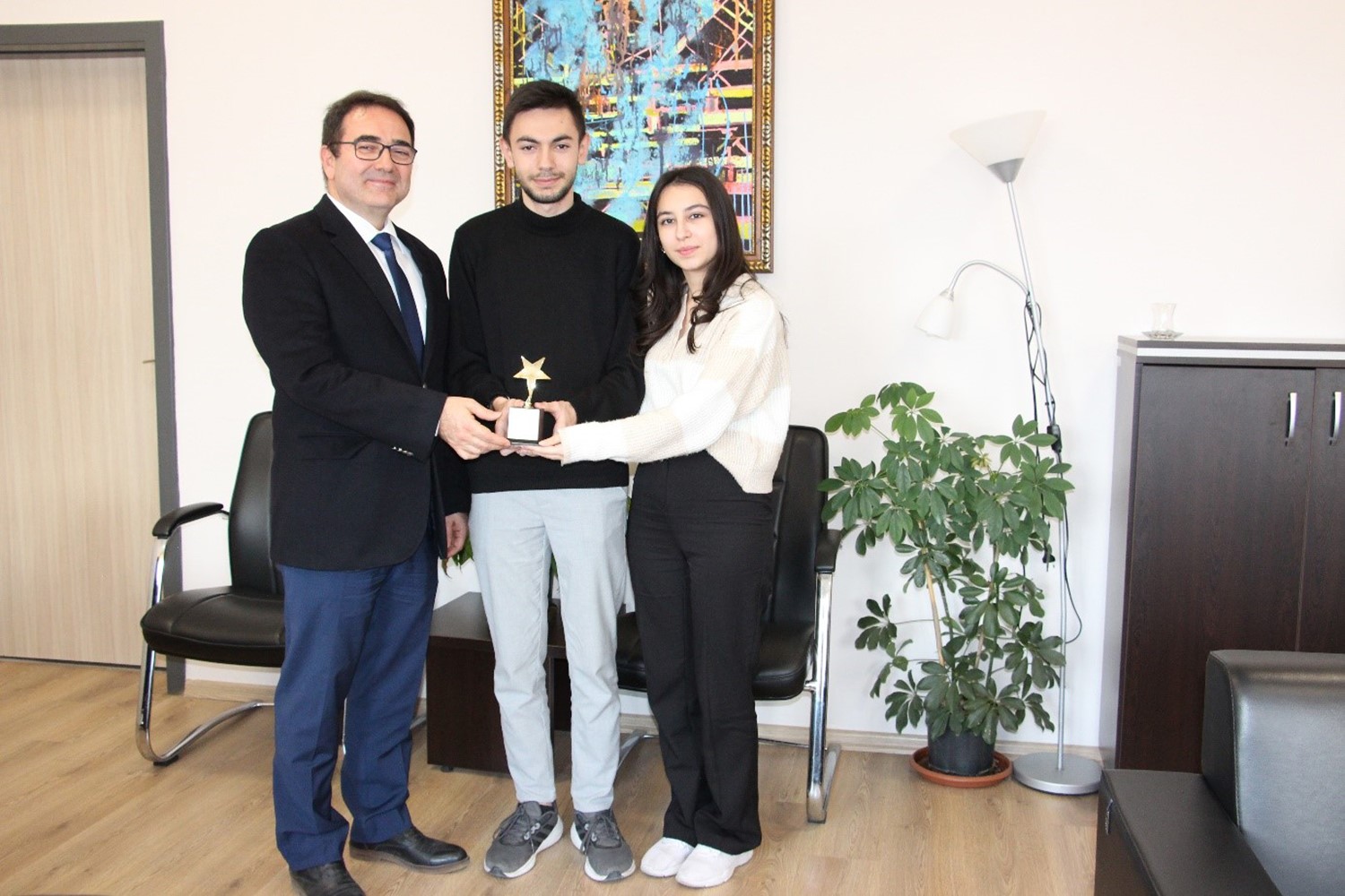 PAÜ öğrencileri bilgi yarışmasında bölge ikincisi oldu