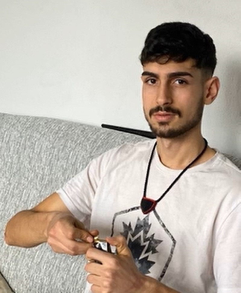 İş yerinde &ouml;ld&uuml;r&uuml;len &Ouml;m&uuml;r son yolculuğuna duvağıyla uğurlandı
