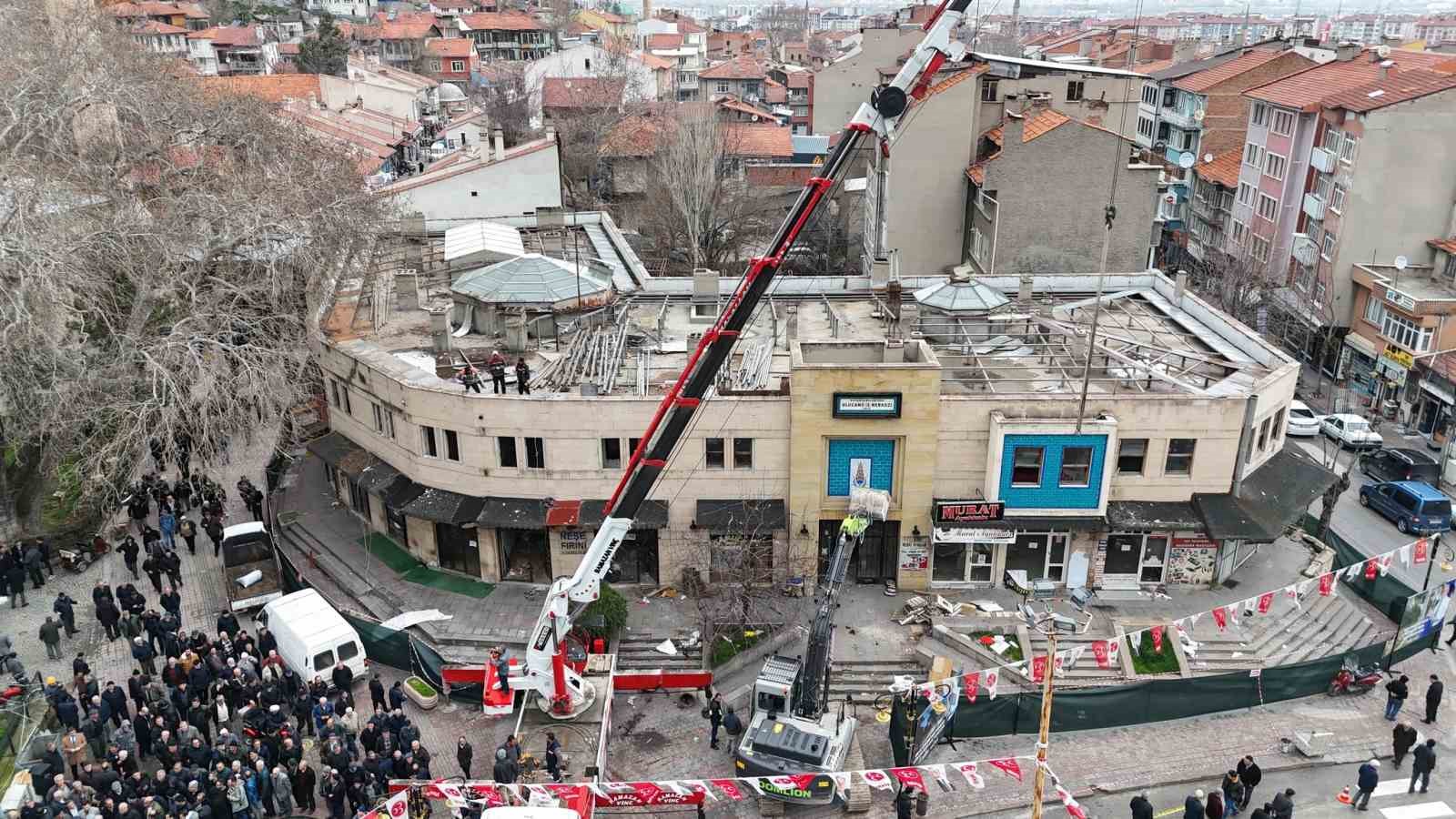 Kütahya Ulu Camii’nin önü açılıyor