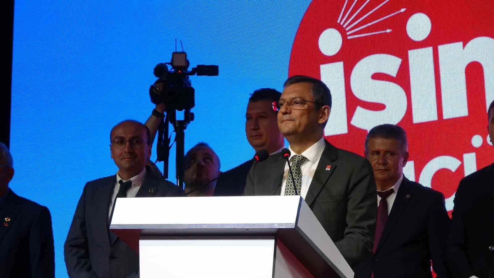 &Ouml;zg&uuml;r &Ouml;zel, Burdur&rsquo;da Proje ve Aday Tanıtım Toplantısı&rsquo;na katıldı
