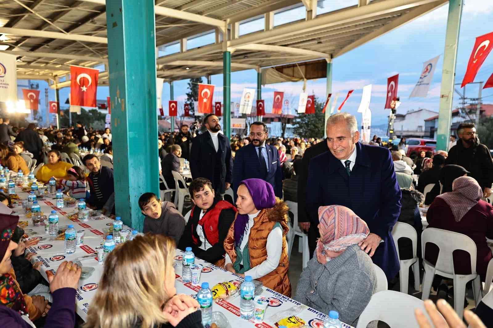 Başkan Zolan iftar yemeğinde vatandaşlarla buluştu
