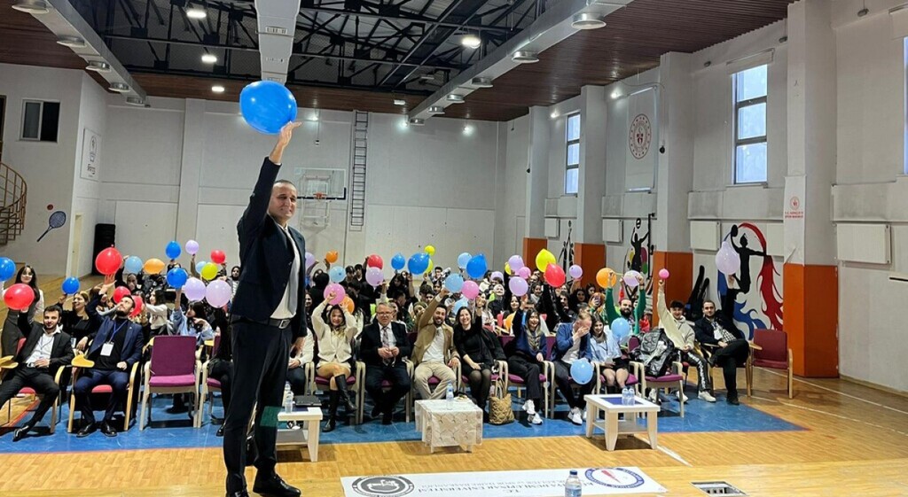 DPÜ’de “Geleceğe İlk Adım” başlıklı zirve