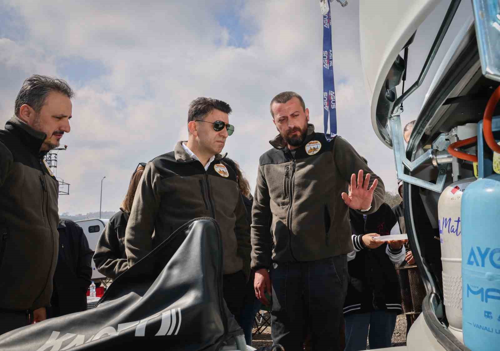 Vali TOGG’u Kamp ve Karavan Derneği üyelerine deneme fırsatı sundu