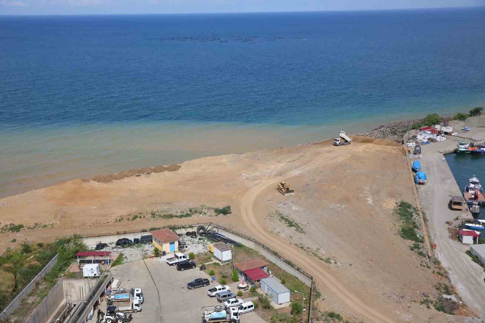 Bıyık’tan Büyükşehir’e açılış tepkisi
