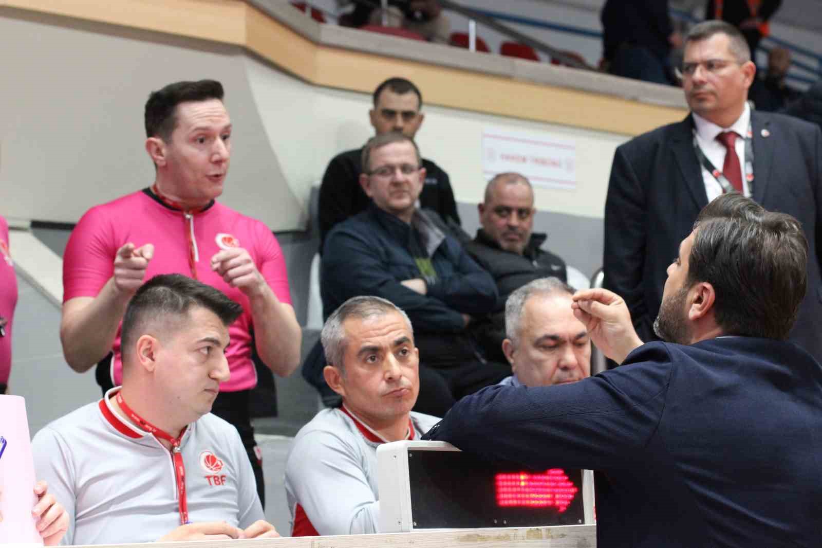 Kadınlar Basketbol Süper Ligi: İzmit Belediyespor: 113 - Çankaya Üniversitesi: 104