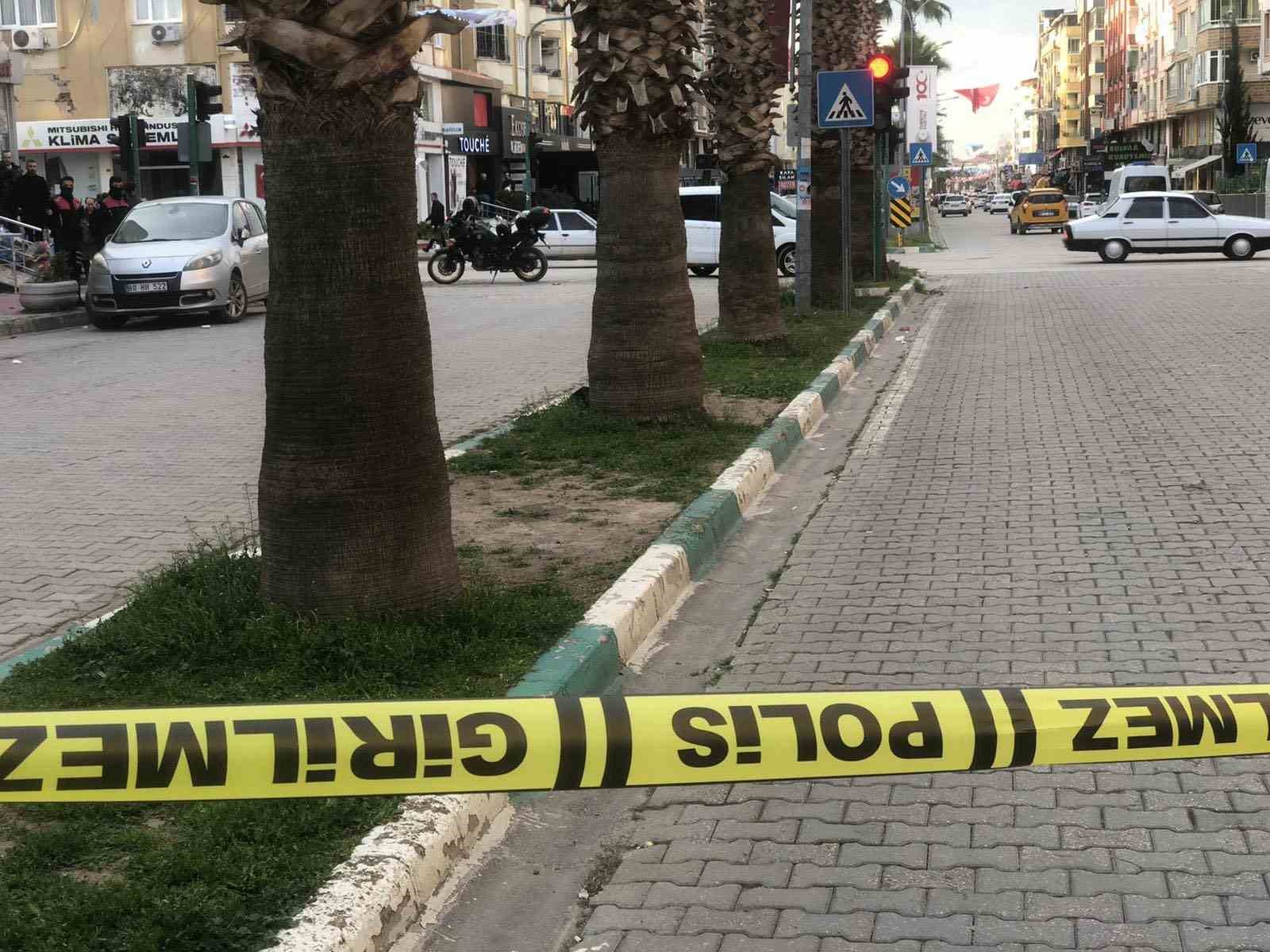 Osmaniye’de kontrollü patlatılan çanta boş çıktı
