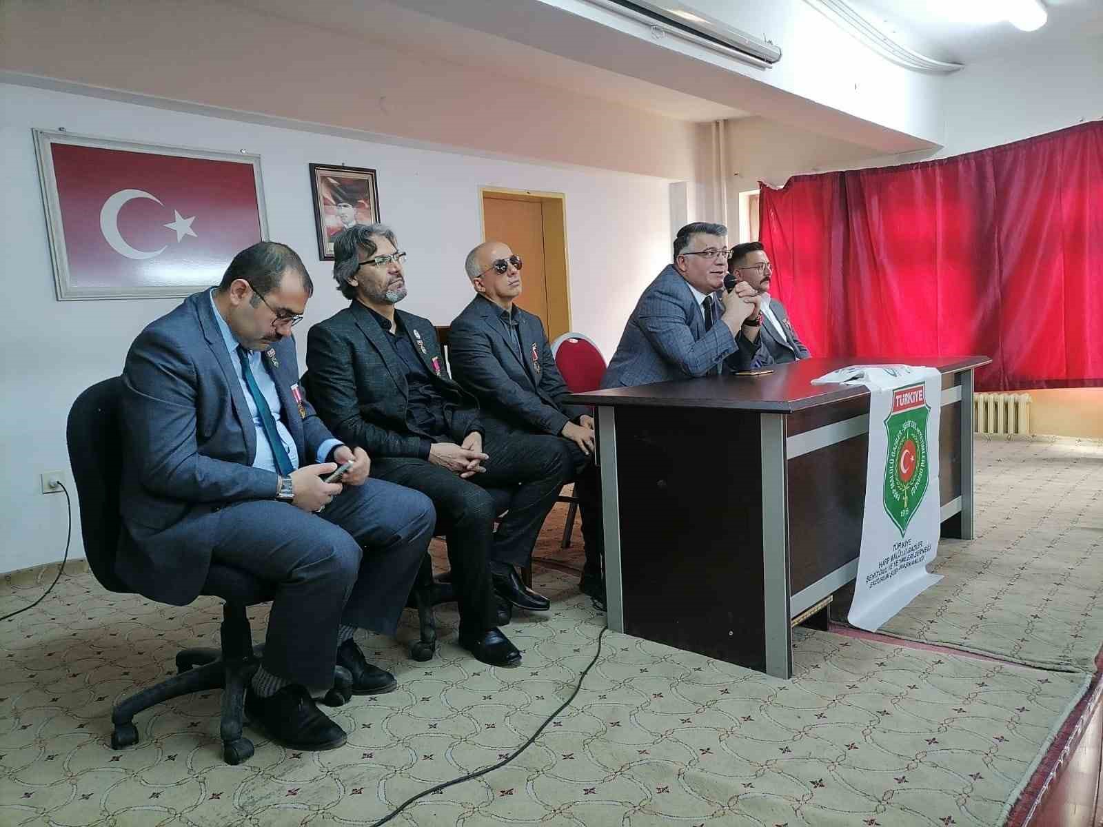 Şehit aileleri, Gaziler ve Mehmet&ccedil;ik iftarda buluştu
