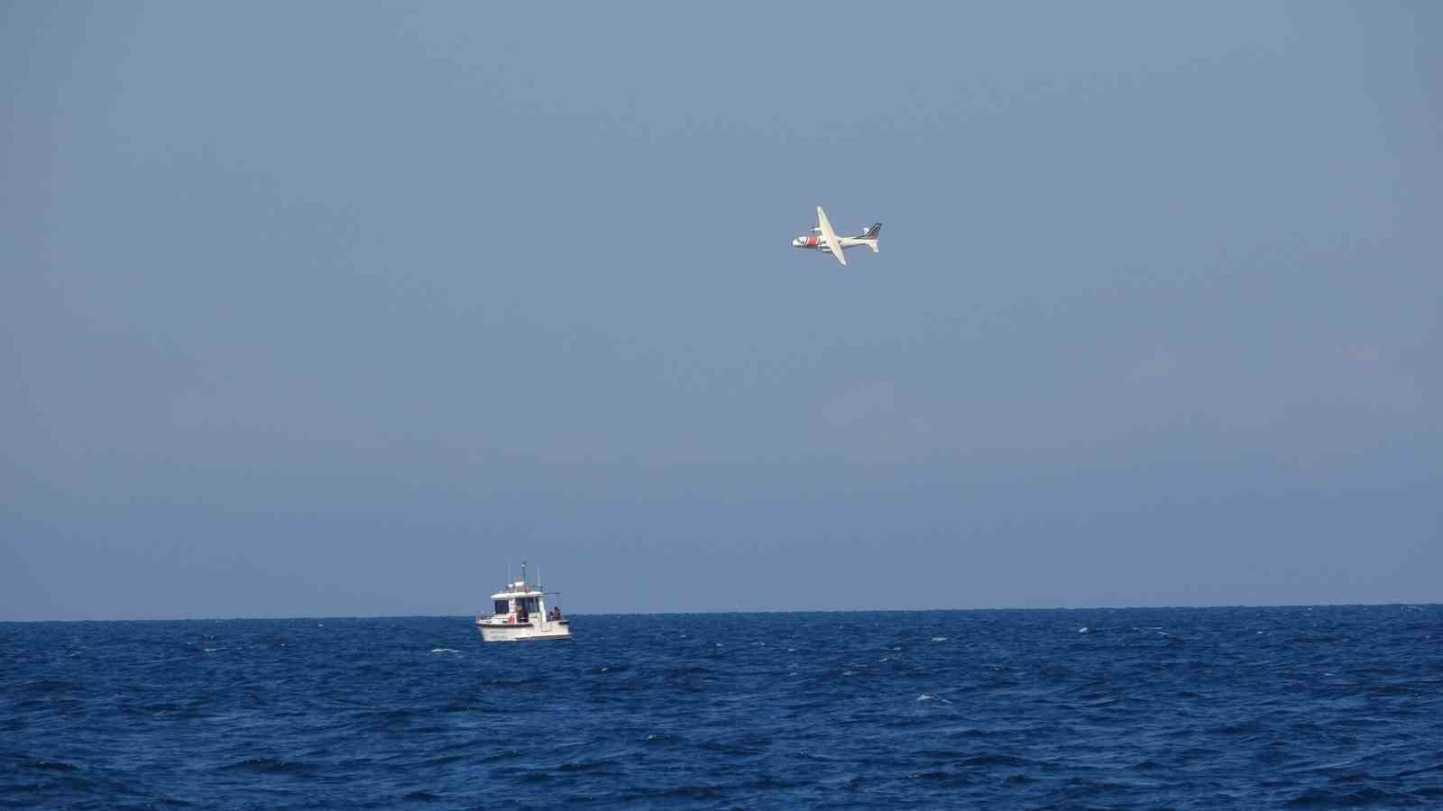 22 düzensiz göçmenin hayatını kaybettiği bot faciasında arama kurtarma çalışmaları 3’üncü günde de devam ediyor