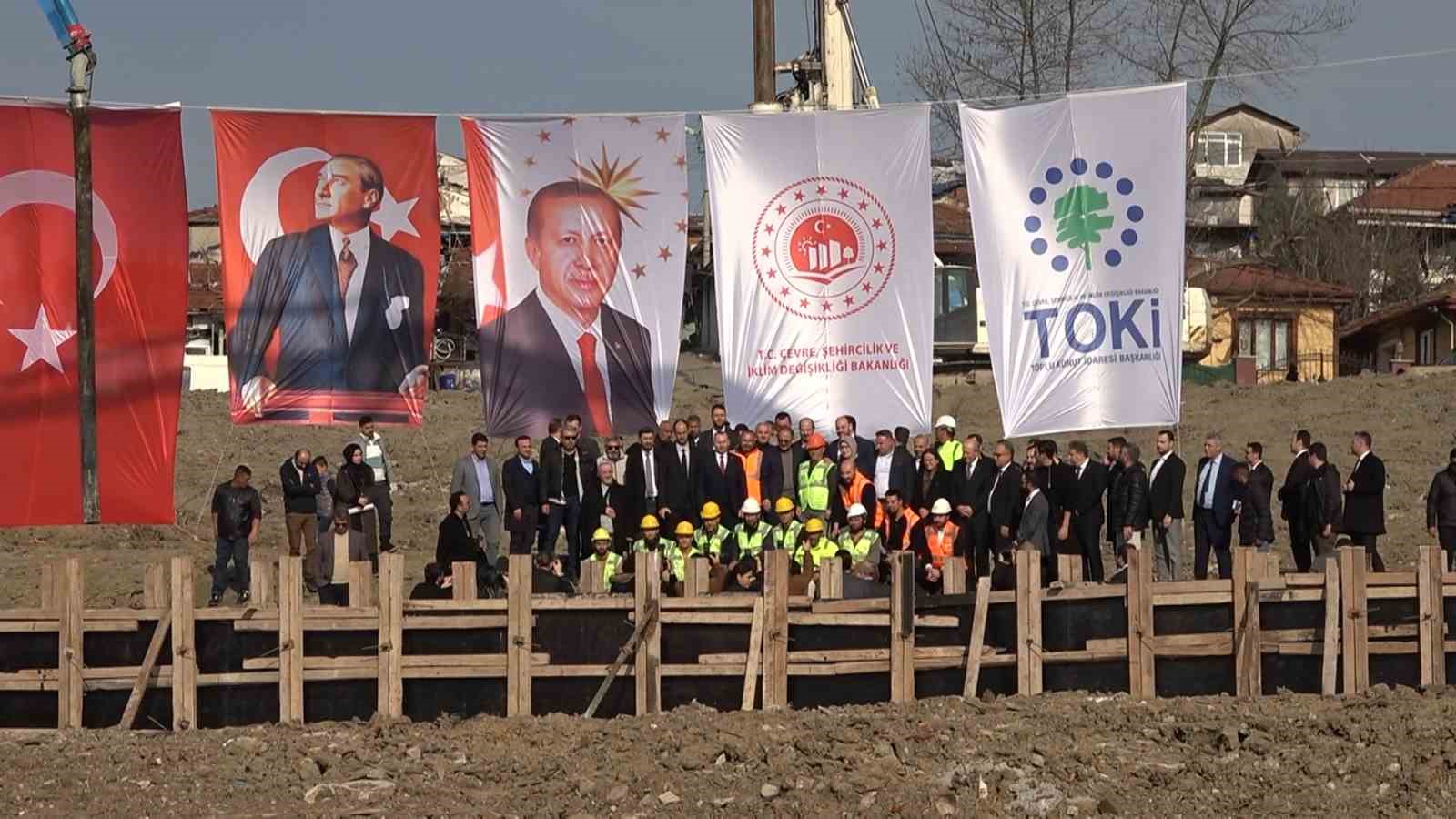 Bakan &Ouml;zhaseki: &ldquo;Bize d&uuml;şen şey bir an &ouml;nce kentlerimizi depreme diren&ccedil;li hale getirebilmek&rdquo;
