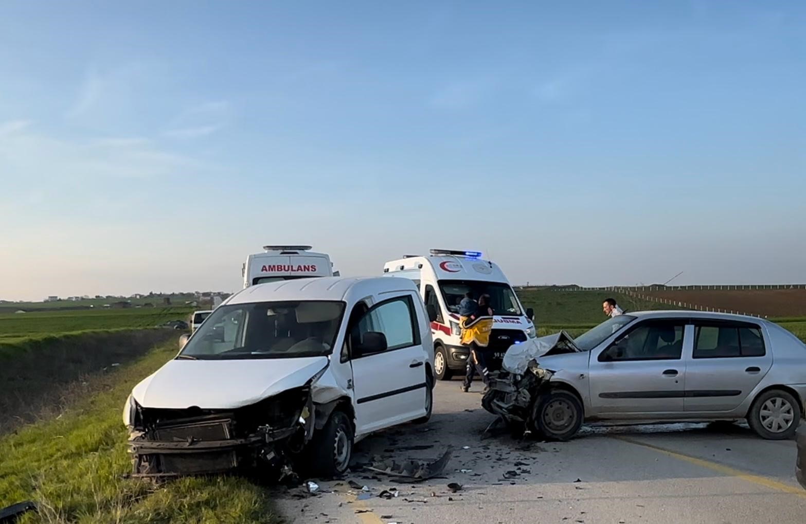 Tekirdağ&rsquo;da 2 aracın karıştığı kazada 7 kişi yaralandı
